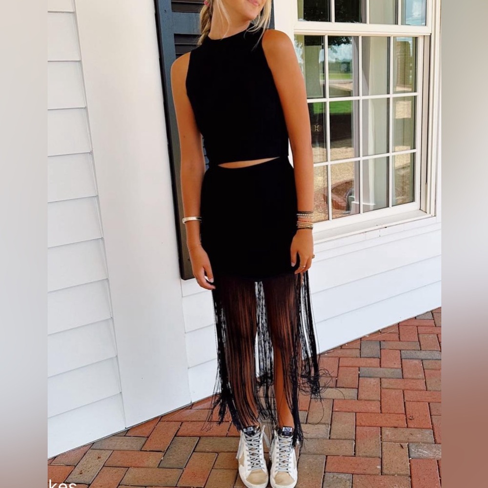 Boutique black fringe set